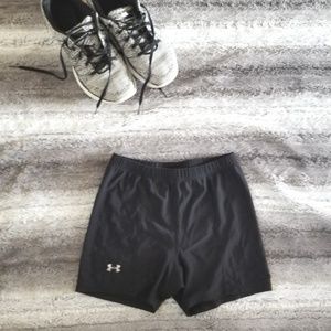 Under Armour black shorts